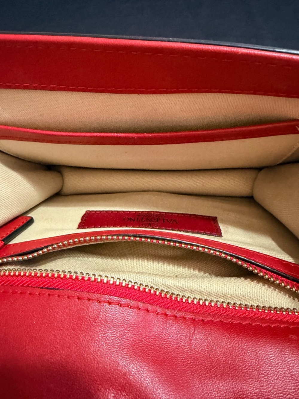 Valentino Garavani Red Leather Rockstud Chain Shoulder Bag Like New Authentic - Picture 12 of 14